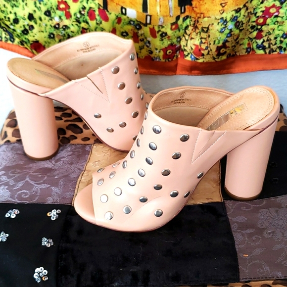 Women's Studded Mule Heels - Picture 12 of 15
